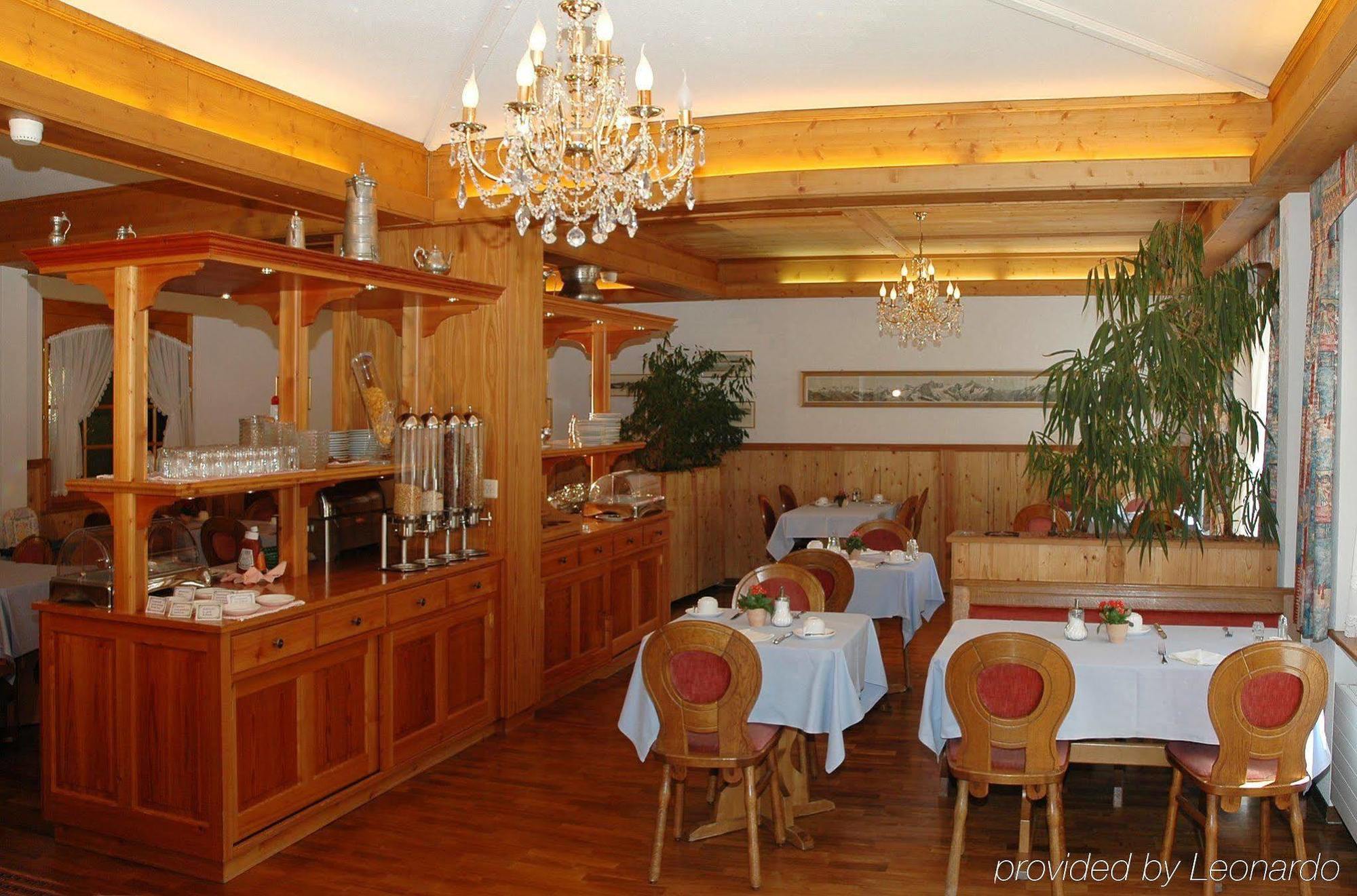 Hotel Simi Ζερμάτ Εστιατόριο φωτογραφία